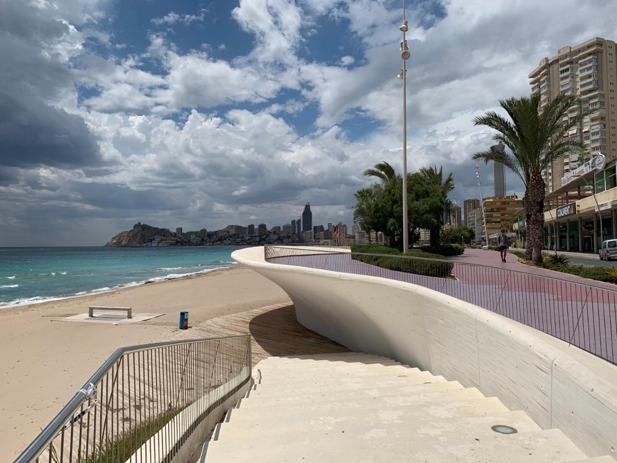 Apartamento De Lujo En Primera Linea De Playa 貝尼多姆 外观 照片
