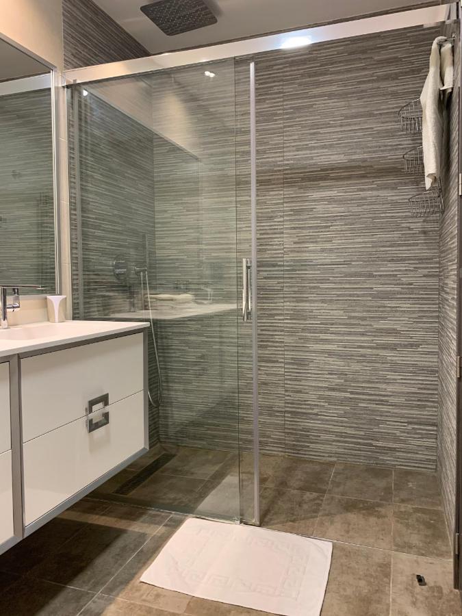 Apartamento De Lujo En Primera Linea De Playa 貝尼多姆 外观 照片